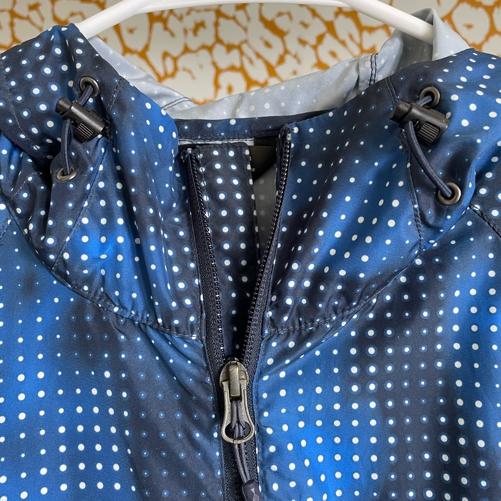 Northface Lightweight Windbreaker - image 4